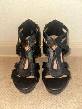 TOP Moda Black Cutout Strappy Platform Heels